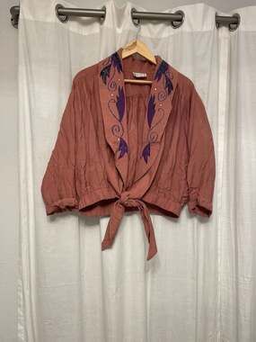 Women’s Vintage 80s Elite Collection Embroidered Batwing Tie-Front Crop Jacket